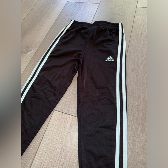 Adidas Girls Track Pants - Picture 3 of 6